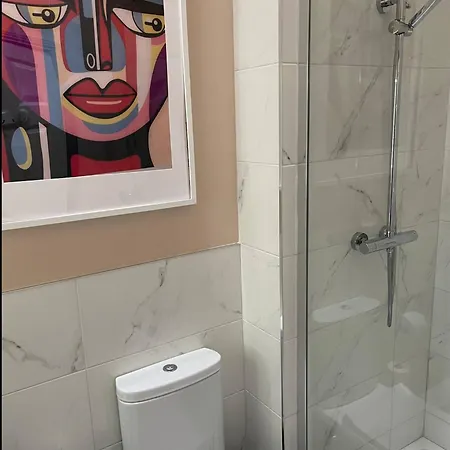 Luxury 2 Bedroom Apartment Beside Dublin Castle *