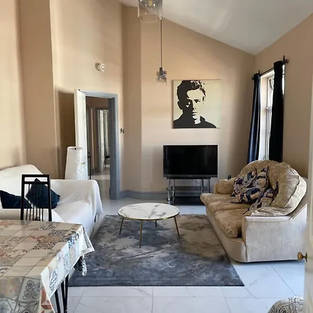 Luxury 2 Bedroom Apartment Beside Dublin Castle アパート *