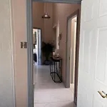Castle Street Apartment *